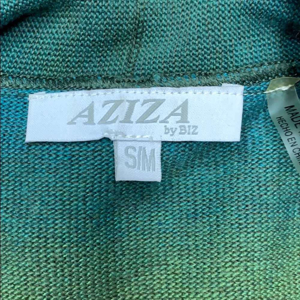 Sweater - Picture 5 of 5